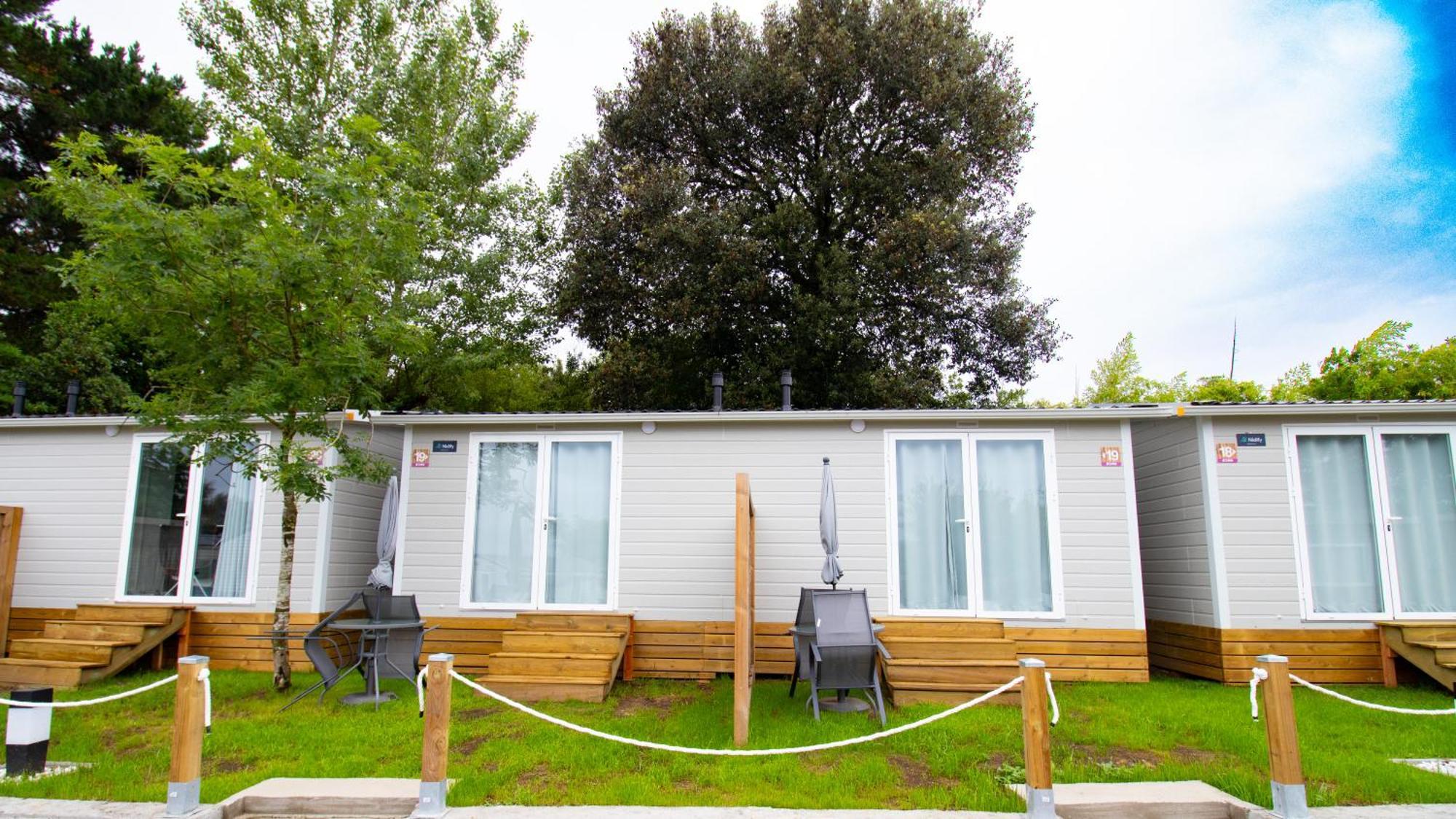 Somo Bungalow Resort - Camping Latas Exteriör bild